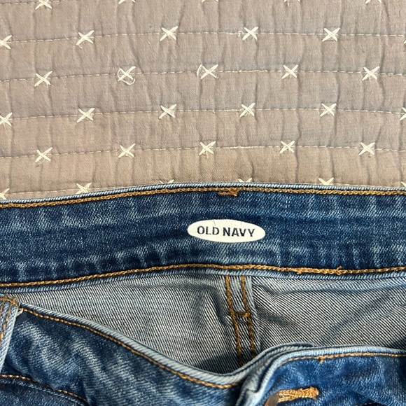 Old Navy Classic Denim Jean Shorts 14 - Picture 3 of 4